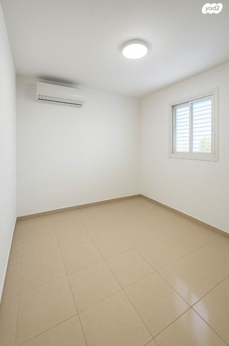 דירה, דרך ההגנה 130, נווה ברבור, כפר שלם מערב, תל אביב יפו