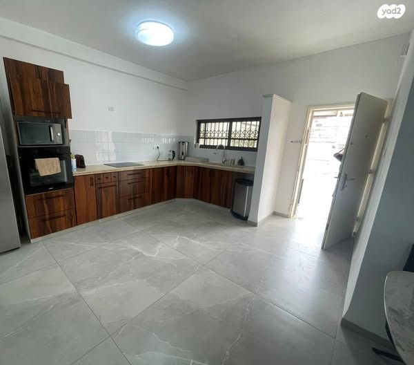 דו משפחתי, רמת בלפור, מגדל העמק