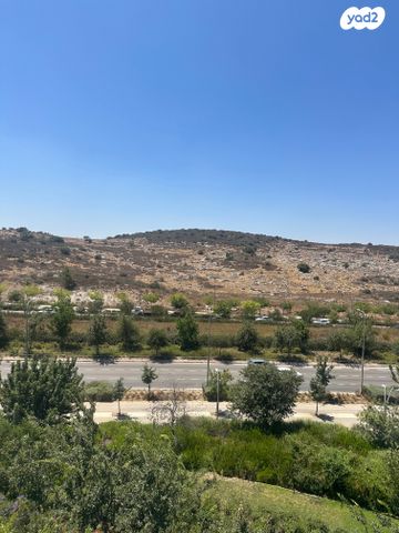 דירה, נחליאלי, הציפורים, מודיעין מכבים רעות