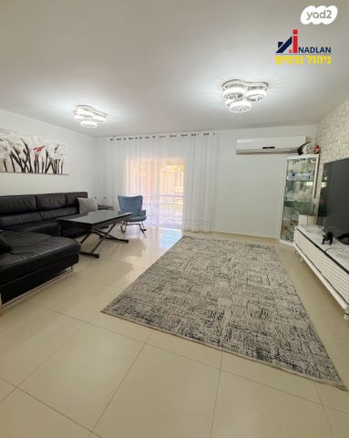 בית פרטי/ קוטג', אורות, אור עקיבא