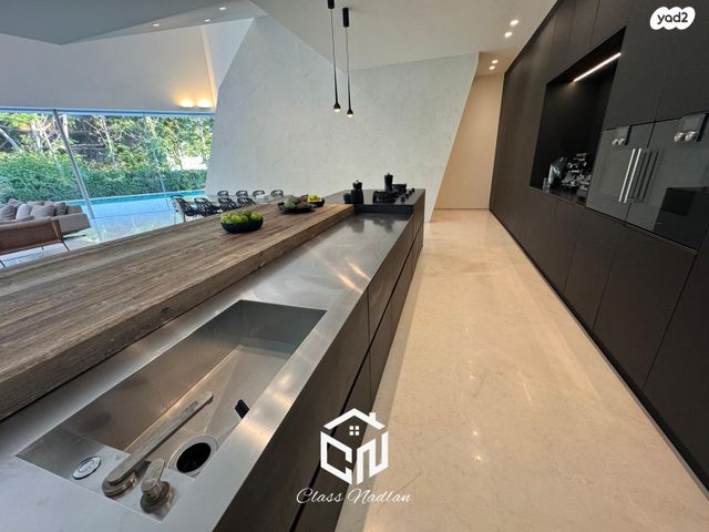 בית פרטי/ קוטג', סביון