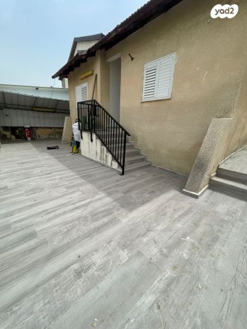 דו משפחתי, רמת בלפור, מגדל העמק