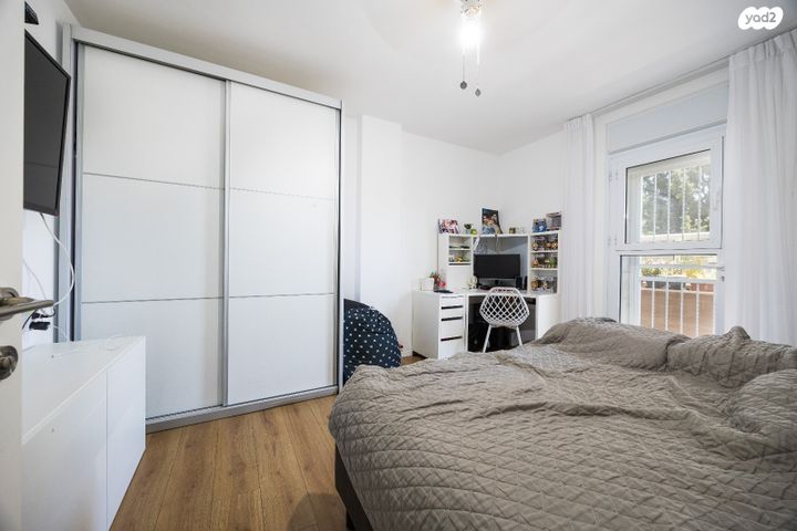 דירה, הדישון, מלחה, מנחת, ירושלים