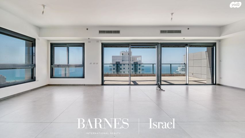 גג/ פנטהאוז, אמנון ליפקין שחק 5, נוף הטיילת, נתניה