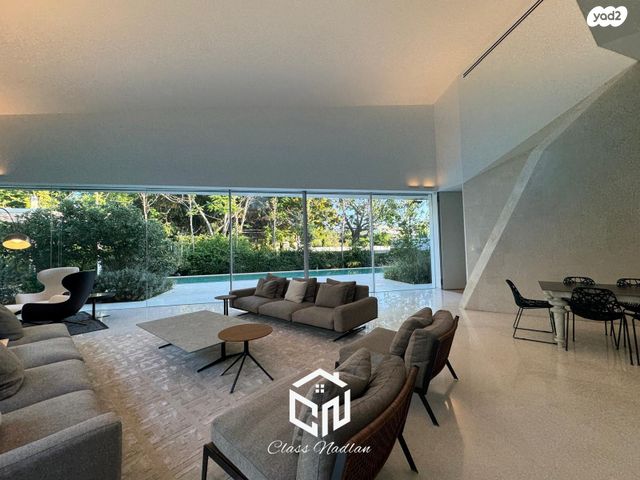 בית פרטי/ קוטג', סביון