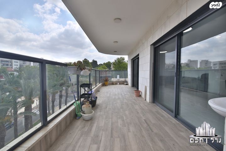 שדרות המגינים 