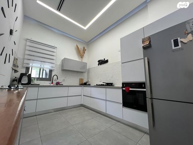 דירת גן, קטיף, נתיבות מערב, נתיבות