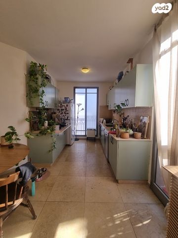 דירה, עג'מי, גבעת העליה, תל אביב יפו