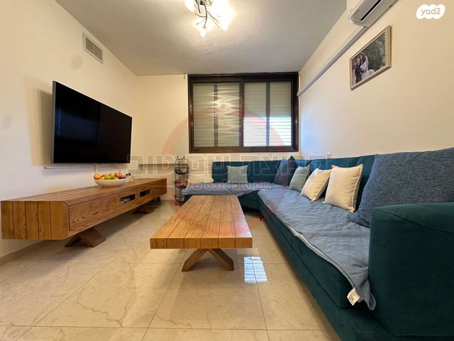 דירה, הרב פרץ ציוני, דרום עפולה, עפולה