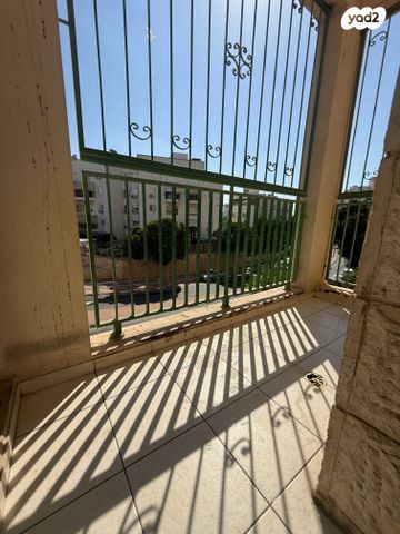 דירה, דוד אלעזר 29, שכונה ו', באר שבע