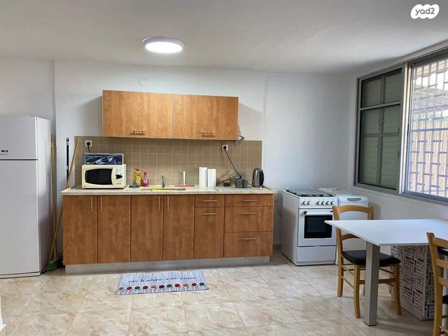 דירת גן, שמעון בר גיורא, שכונה ד', באר שבע