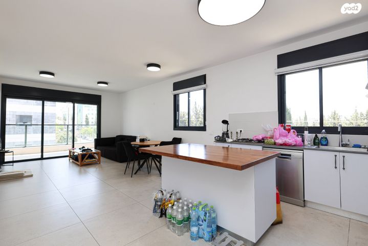 דירה, הנדיב, מרכז, הרצליה