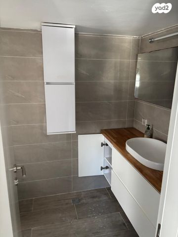 בית פרטי/ קוטג', סחלב, אחוזה, חיפה