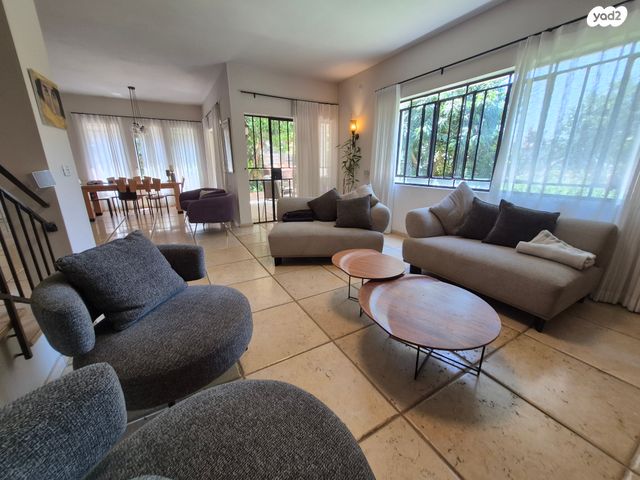 בית פרטי/ קוטג', קדימה צורן