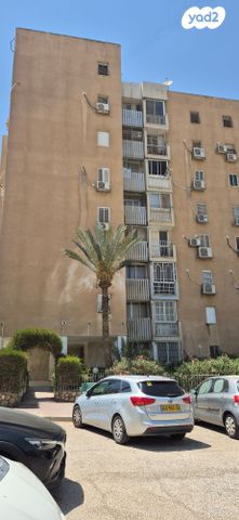 דירה, רחבת הרא"ש 9, שכונה י"א, באר שבע