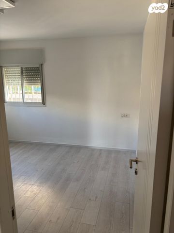 בית פרטי/ קוטג', סחלב, אחוזה, חיפה