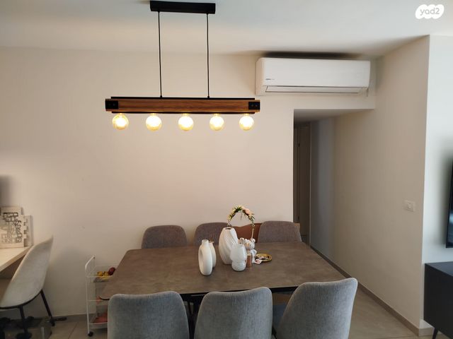 דירה, שדרות הרדוף, 2004, רעננה