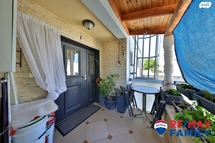 דו משפחתי, זמנהוף, גבעה א', שביט, קרית אתא