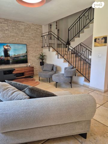 בית פרטי/ קוטג', קדימה צורן