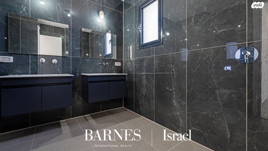 גג/ פנטהאוז, אמנון ליפקין שחק 5, נוף הטיילת, נתניה