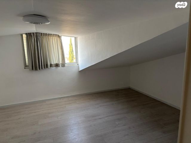 בית פרטי/ קוטג', סחלב, אחוזה, חיפה