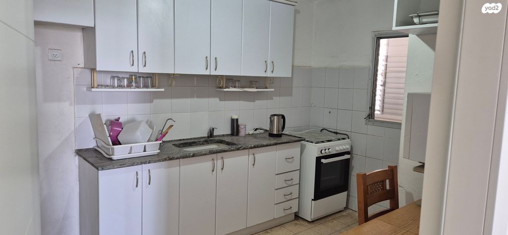 דירה, רחבת הרא"ש 9, שכונה י"א, באר שבע