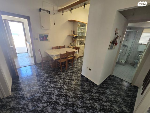 גג/ פנטהאוז, הלל, הדר עליון, חיפה