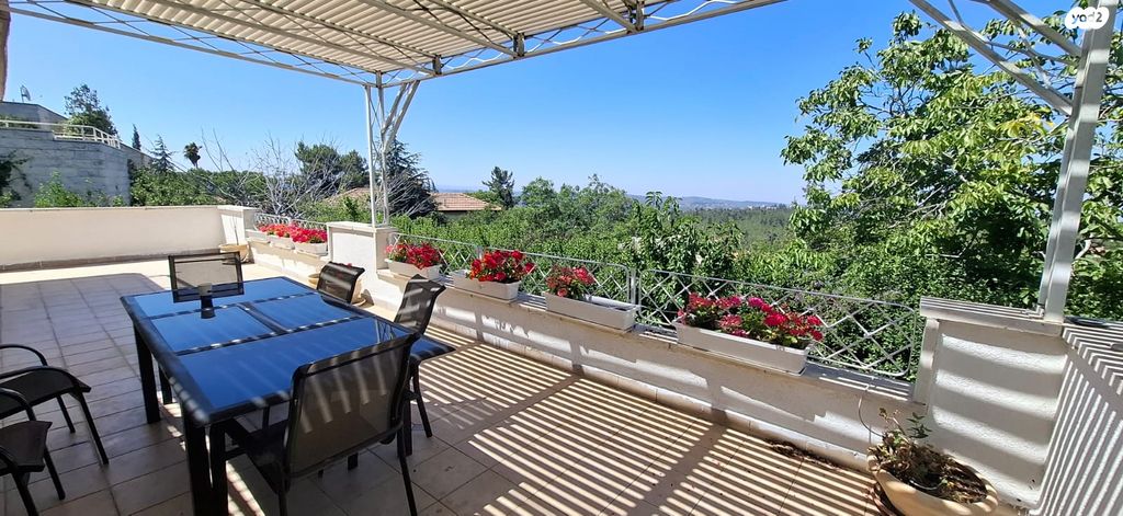 בית פרטי/ קוטג', הר אדר, הר אדר