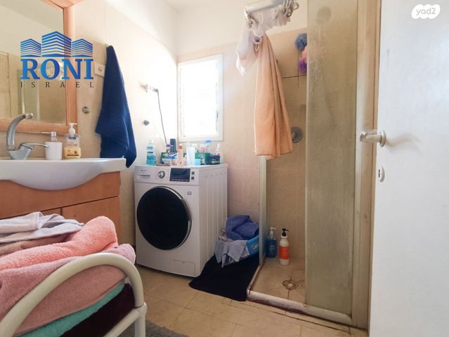 דירה, כ"ט בנובמבר 42, דרום מזרח, בת ים