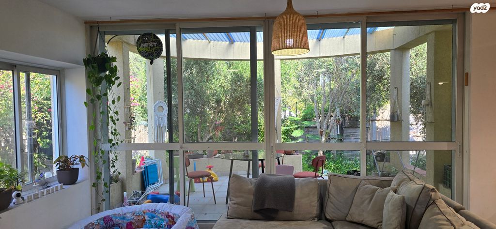 בית פרטי/ קוטג', בורגתה