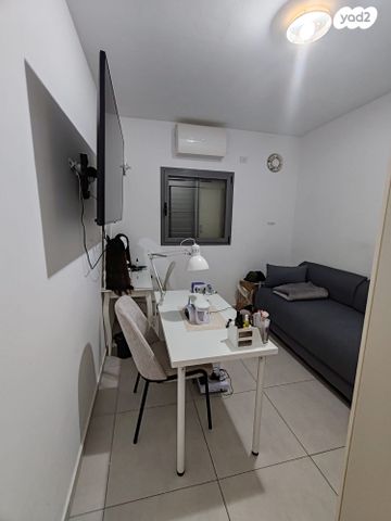 דירה, אהובה עוזרי 5, המחנה הצבאי, קרית מלאכי