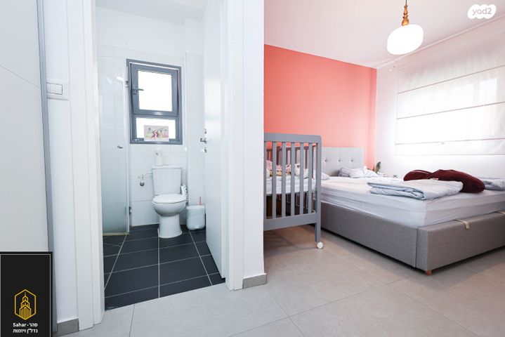 דירה, אלפי מנשה