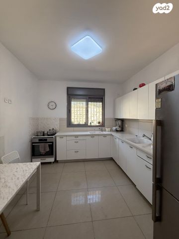 דירה, מרים הנביאה, חזון עובדיה / רמת בית שמש ג-2, בית שמש