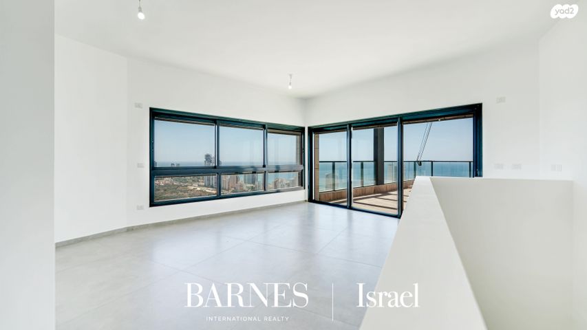 גג/ פנטהאוז, אמנון ליפקין שחק 5, נוף הטיילת, נתניה