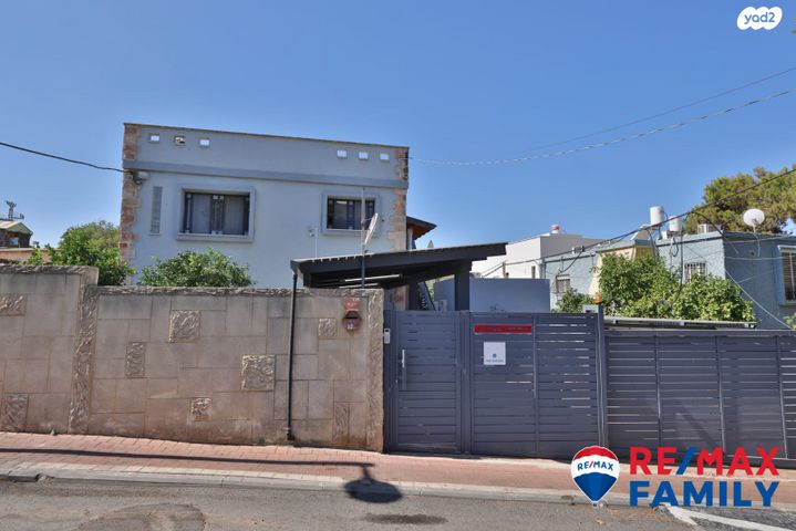 דו משפחתי, זמנהוף, גבעה א', שביט, קרית אתא