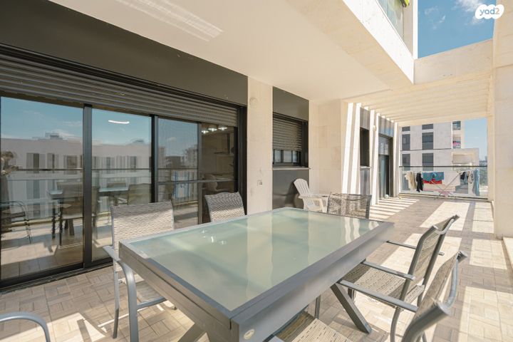 דירה, השולמית, אור ים, אור עקיבא