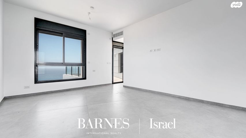 גג/ פנטהאוז, אמנון ליפקין שחק 5, נוף הטיילת, נתניה