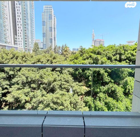 דירה, אלוף קלמן מגן, גני שרונה, קרית הממשלה, תל אביב יפו