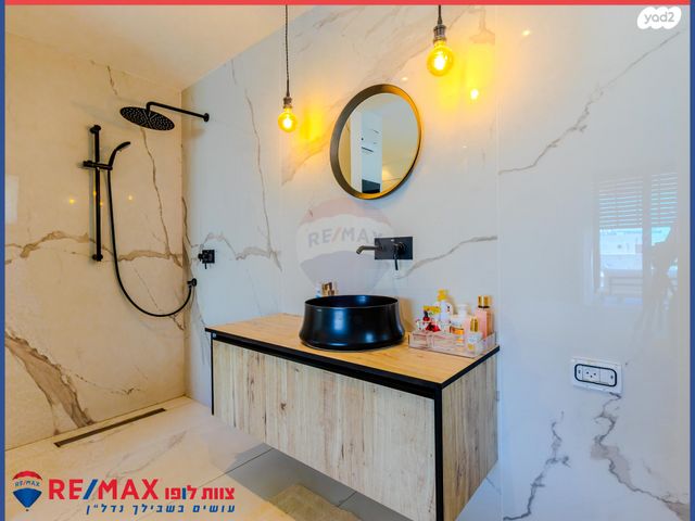 בית פרטי/ קוטג', אומן