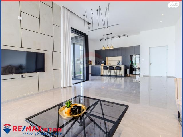 בית פרטי/ קוטג', אומן