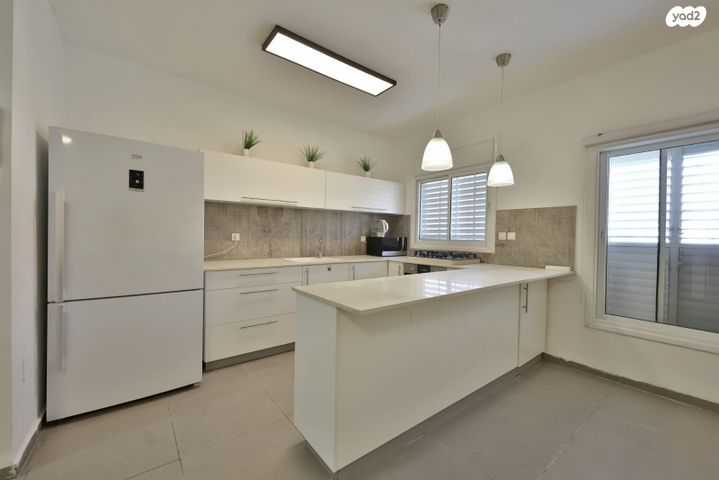 דירה, מנחם בגין, נווה גנים, קרית מוצקין