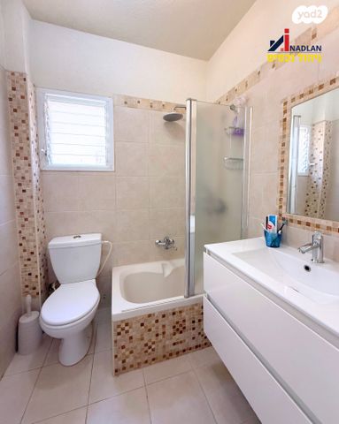 בית פרטי/ קוטג', אורות, אור עקיבא