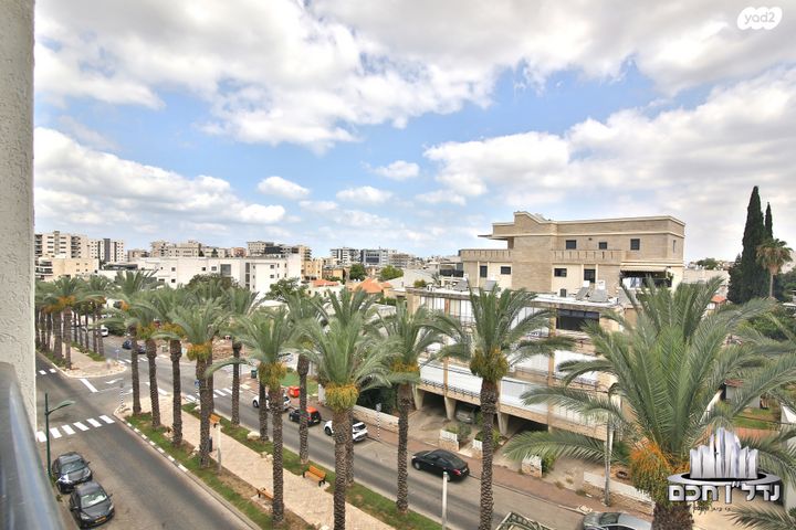 דירה, שדרות המגינים, מרכז העיר, קרית אתא