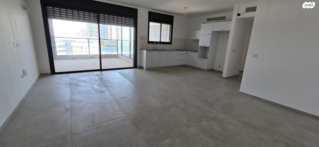 דירה, יצחק שמיר, רמת הדר, גבעת שמואל