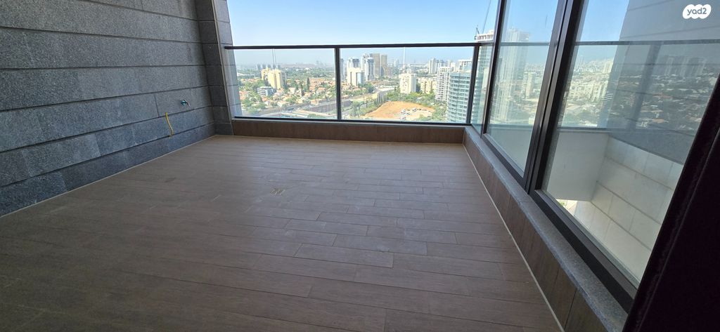 דירה, יצחק שמיר, רמת הדר, גבעת שמואל