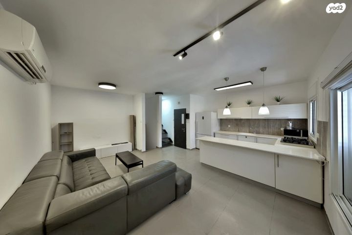 דירה, מנחם בגין, נווה גנים, קרית מוצקין