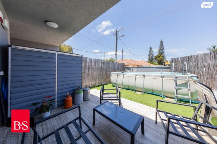 דו משפחתי, הרב ז. גולד 17, נאות גנים, נתניה