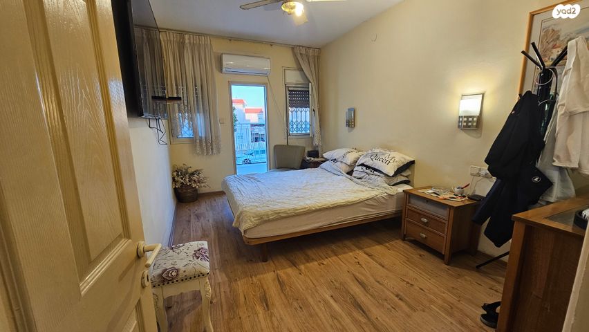 דו משפחתי, נהריה