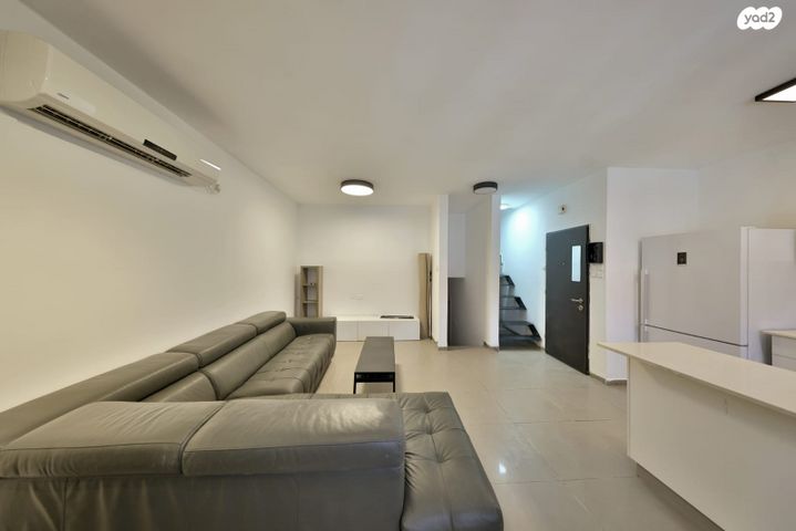 דירה, מנחם בגין, נווה גנים, קרית מוצקין