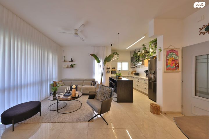 דירה, יצחק בן צבי 25, קרית חיים מזרחית, חיפה